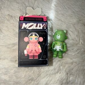 100% Mega Space Molly Series 3 Good Luck Bear Figure Doll Collectible Popmart